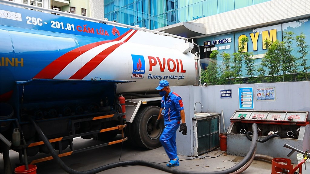 VPI dự báo giá xăng dầu đồng loạt tăng mạnh vào ngày mai 19/6- Ảnh 1. VPI dự báo giá xăng dầu đồng loạt tăng mạnh vào ngày mai 19/6- Ảnh 1.