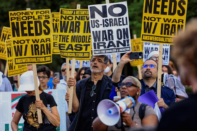 RT: Iran cảnh báo sẽ giáng 'đòn hủy diệt' vào các cơ sở hạt nhân của Israel- Ảnh 2. RT: Iran cảnh báo sẽ giáng 'đòn hủy diệt' vào các cơ sở hạt nhân của Israel- Ảnh 2.