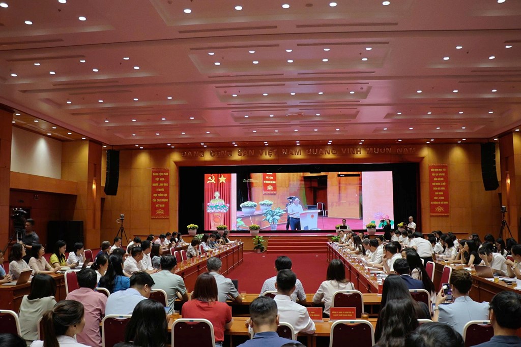 Hai nhóm hộ kinh doanh thuộc diện bắt buộc sử dụng hóa đơn điện tử- Ảnh 1. Hai nhóm hộ kinh doanh thuộc diện bắt buộc sử dụng hóa đơn điện tử- Ảnh 1.