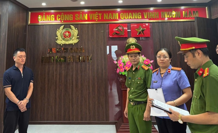 Bắt Vi 'ngộ' - trùm giang hồ khét tiếng Thanh Hóa- Ảnh 1. Bắt Vi 'ngộ' - trùm giang hồ khét tiếng Thanh Hóa- Ảnh 1.