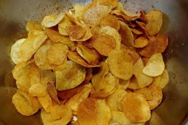 Món ngon mỗi ngày: Cách làm bim bim khoai tây cả nhà đều mê- Ảnh 4.