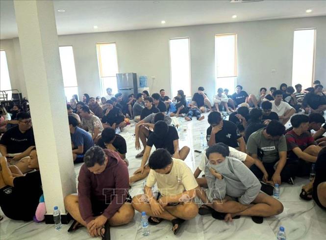 Campuchia mở rộng chiến dịch trấn áp tội phạm lừa đảo trực tuyến- Ảnh 1. Campuchia mở rộng chiến dịch trấn áp tội phạm lừa đảo trực tuyến- Ảnh 1.