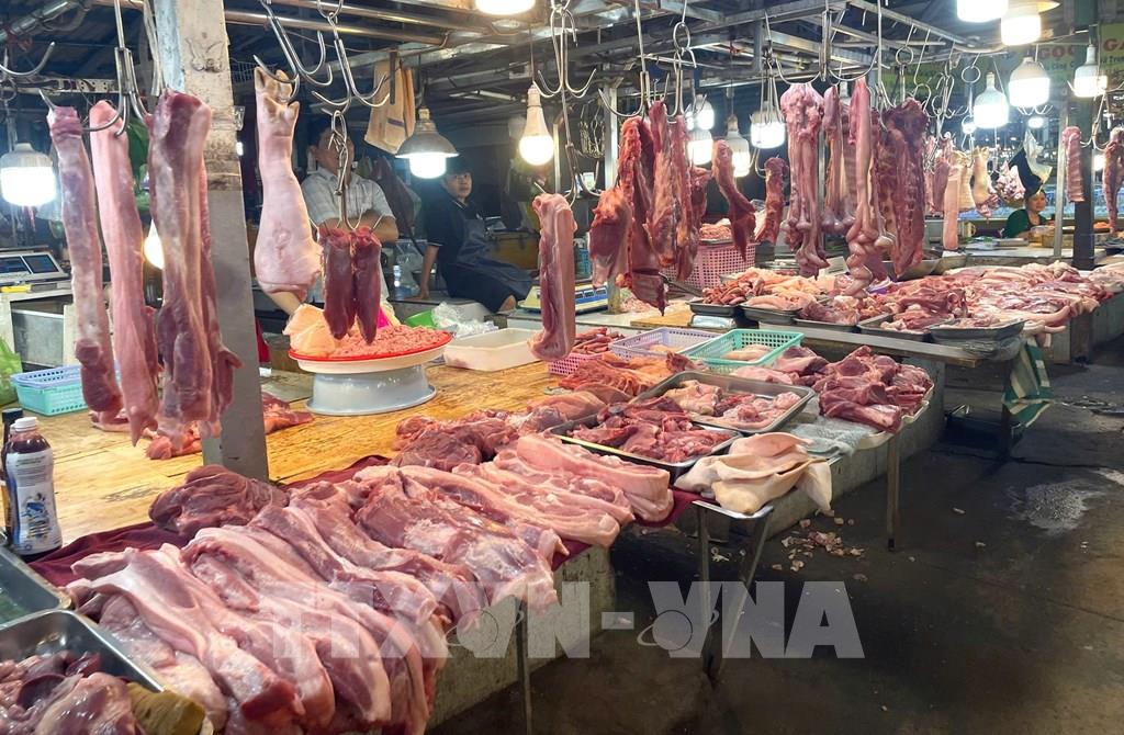 TP.HCM: Hàng dồi dào nhưng chợ vắng khách- Ảnh 3. TP.HCM: Hàng dồi dào nhưng chợ vắng khách- Ảnh 3.