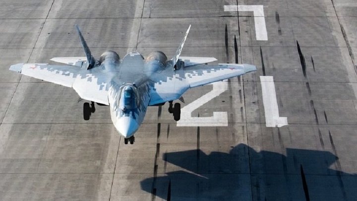 Su-57 áp sát Alaska - Chiến lược không quân táo bạo của Nga- Ảnh 1. Su-57 áp sát Alaska - Chiến lược không quân táo bạo của Nga- Ảnh 1.
