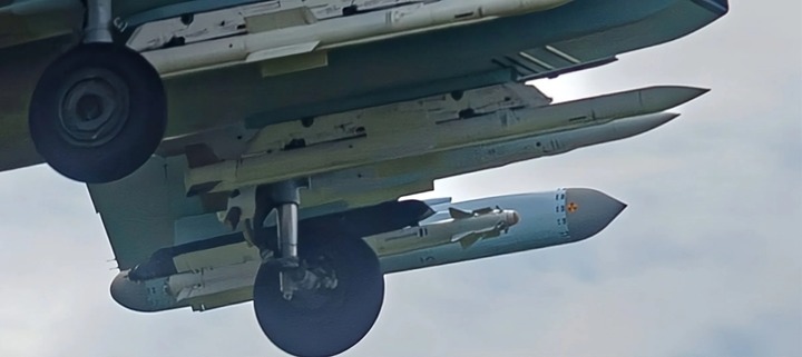 'Sát thủ tàng hình' R-77M của Nga đáng sợ thế nào?- Ảnh 1.