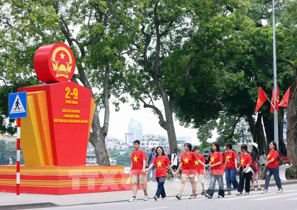 Giá vé máy bay đi Hà Nội dịp 2/9: Nhu cầu tăng vọt đẩy giá lên cao- Ảnh 2.