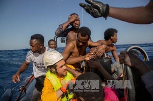 Tây Ban Nha giải cứu hơn 250 người tị nạn trôi dạt trên Địa Trung Hải