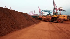Xuất khẩu nam châm đất hiếm Trung Quốc sang Mỹ tăng 26% trong tháng 7