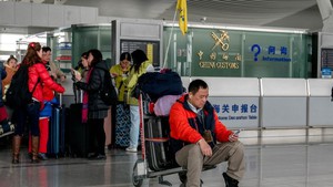 Người dân thắt chặt chi liêu, ngành du lịch Trung Quốc thiệt hại trầm trọng