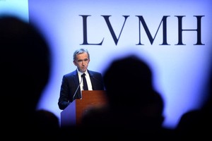 Ông chủ Louis Vuitton mất 6 tỷ USD trong một tuần