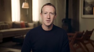 CEO Facebook Mark Zuckerberg thích điện thoại của hãng nào?