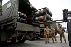 Nga cảnh báo 'hậu quả khó lường' nếu Mỹ tiếp tục chuyển vũ khí tới Ukraina