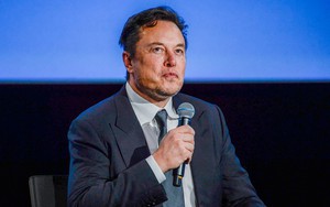 Elon Musk tái khẳng định sẽ không tắt Starlink ở Ukraina bất chấp chính phủ Mỹ có tài trợ hay không