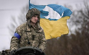 NATO sẽ hỗ trợ hiện đại hóa quân đội Ukraina