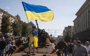 Ukraina tuyên bố đáp trả mạnh mẽ nếu Nga tấn công vào dịp lễ Quốc khánh