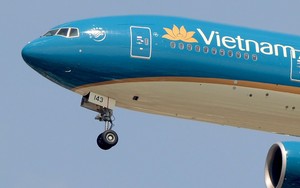HOSE cảnh báo khả năng hủy niêm yết cổ phiếu của Tổng Công ty Hàng không Việt Nam