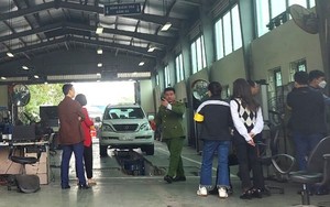 Trung tâm Đăng kiểm xe cơ giới 2903S ở Hà Nội bị phong tỏa, khám xét