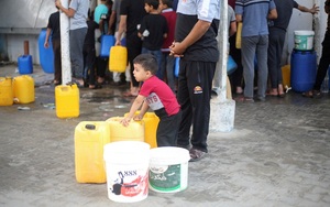 Người dân Gaza chật vật tìm nước sạch