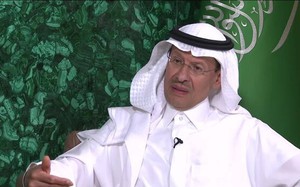 Hoàng tử Abdulaziz bin Salman: Việc cắt giảm sản lượng dầu có thể kéo dài sau tháng 3 