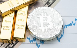 Sự phục hồi của vàng và Bitcoin báo hiệu những vấn đề lớn đối với USD