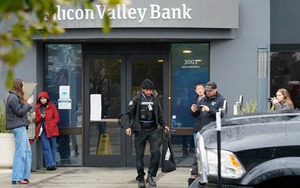 Chính quyền của Tổng thống Biden phản ứng thế nào khi Silicon Valley Bank sụp đổ?  