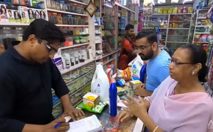 Các cửa hàng nhỏ ở Ấn Độ chật vật trước sự cạnh tranh từ các nền tảng trực tuyến