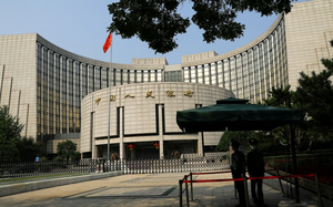 Ngân hàng Trung Quốc đối mặt năm khó khăn giữa lãi suất thấp, khủng hoảng bất động sản
