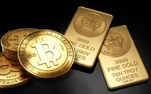 Nếu bán Bitcoin nên chuyển sang vàng hay USD?