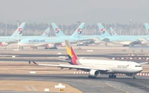 Các hãng hàng không Hàn Quốc đồng loạt cắt giảm chuyến bay đến Trung Quốc