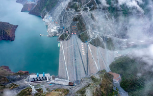 Trung Quốc chính thức vận hành nhà máy quang-thuỷ điện lớn nhất thế giới
