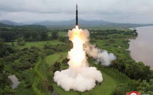 Triều Tiên bắn nhiều tên lửa hành trình ra biển khi căng thẳng gia tăng