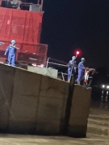 Công trình cầu Mỹ Thuận 2 gặp sự cố, một công nhân mất tích