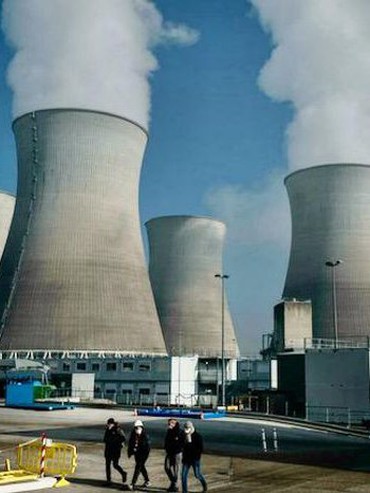 Tại sao châu Âu không cấm nhiên liệu hạt nhân của Nga?