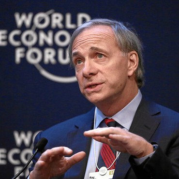 Tỷ phú Ray Dalio: 'Fed phải đối mặt với khó khăn khi 'khoản nợ khổng lồ' của Mỹ ngày càng phình to