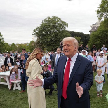 Ông Trump nói 'đang điều hành cả thế giới' và rất vui vẻ với nhiệm kỳ hai