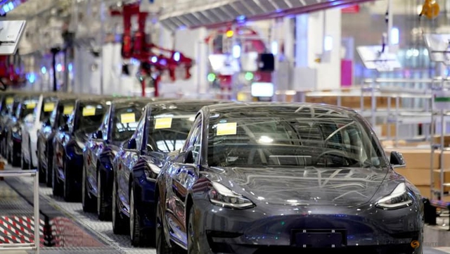 Chính quyền Thượng Hải tăng cường hỗ trợ Tesla mở lại nhà máy - Ảnh 1.
