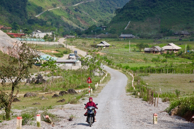 Khi Việt Nam mở cửa trở lại, dân làng Điện Biên tạo ra con đường mới cho nền du lịch bền vững - Ảnh 1.