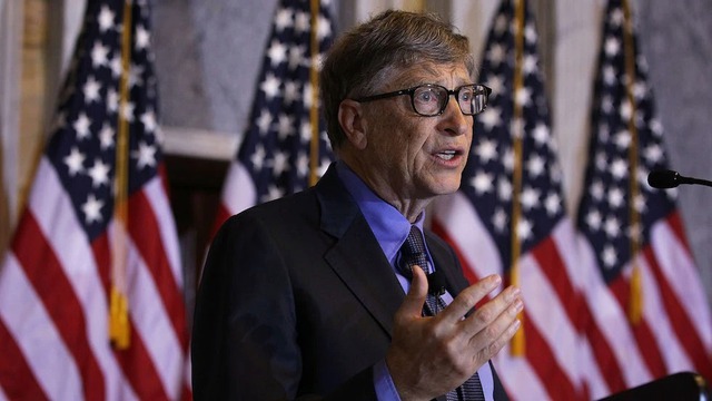 Tỷ phú Bill Gates nói rằng sớm hay muộn gì thì kinh tế toàn cầu vẫn suy thoái   - Ảnh 1.
