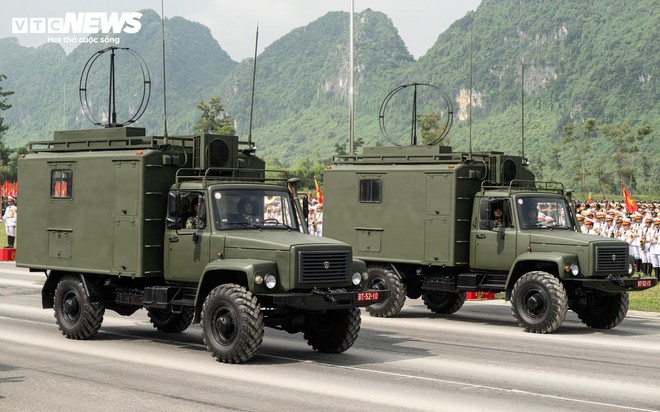 ‘Chiến binh thép’ chống khủng bố lần đầu hợp luyện diễu binh mừng Quốc khánh 2/9- Ảnh 15.