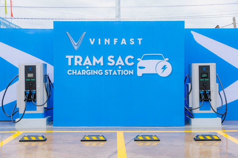 VinFast khai trương dịch vụ sạc điện tại hệ thống Petrolimex trên toàn quốc - Ảnh 3.