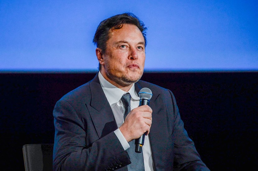 Elon Musk tái khẳng định sẽ không tắt Starlink ở Ukraina bất chấp chính phủ Mỹ có tài trợ hay không - Ảnh 1.