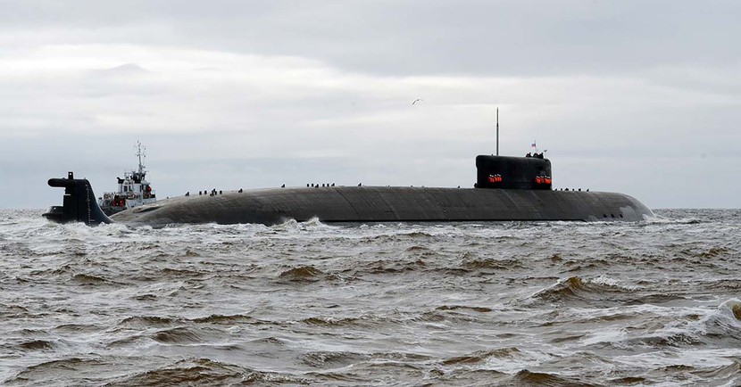 Nga đang triển khai tàu hoả và tàu ngầm hạt nhân đến Ukraina? - Ảnh 1.