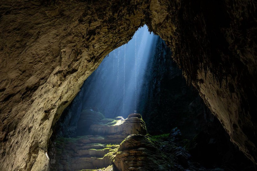 Sơn Đoòng đứng đầu 10 hang động kỳ vĩ nhất hành tinh - Ảnh 3.