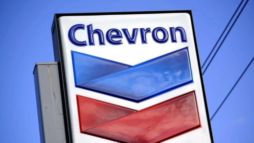 Mỹ cho phép Chevron bán dầu khai thác tại Venezuela - Ảnh 1.