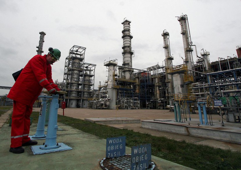 Ấn Độ nhập dầu của Nga nhiều gấp 9 lần trong tháng 5 - Ảnh 1.