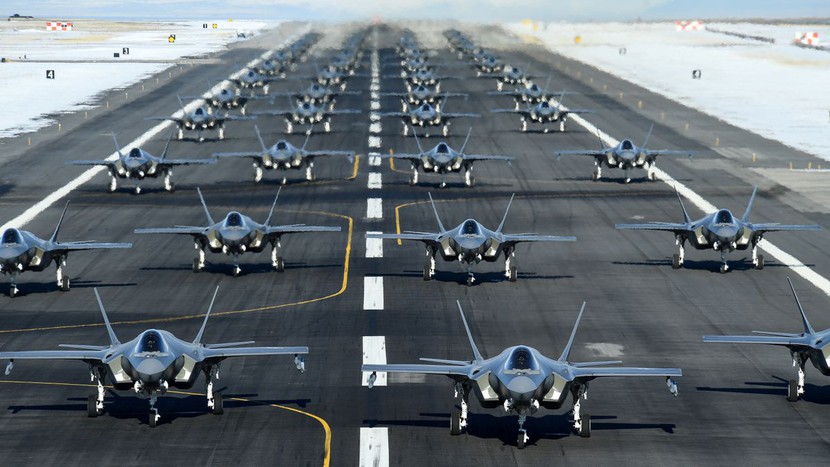 Lầu Năm Góc mua 375 chiến đấu cơ tàng hình F-35  - Ảnh 1.
