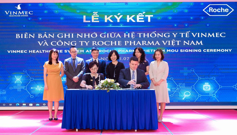 Vinmec hợp tác Roche Pharma Việt Nam nghiên cứu và điều trị ung thư - Ảnh 1.