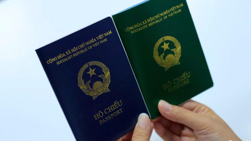 Đến lượt Phần Lan tạm dừng công nhận hộ chiếu mới của Việt Nam - Ảnh 1.