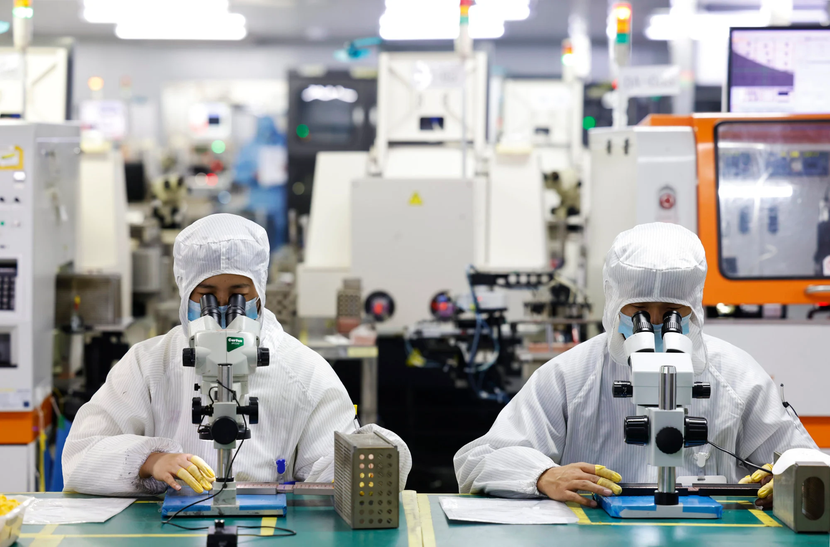 Đạo luật mới của Mỹ khiến Trung Quốc gặp thách thức trong lĩnh vực chip bán dẫn - Ảnh 2.