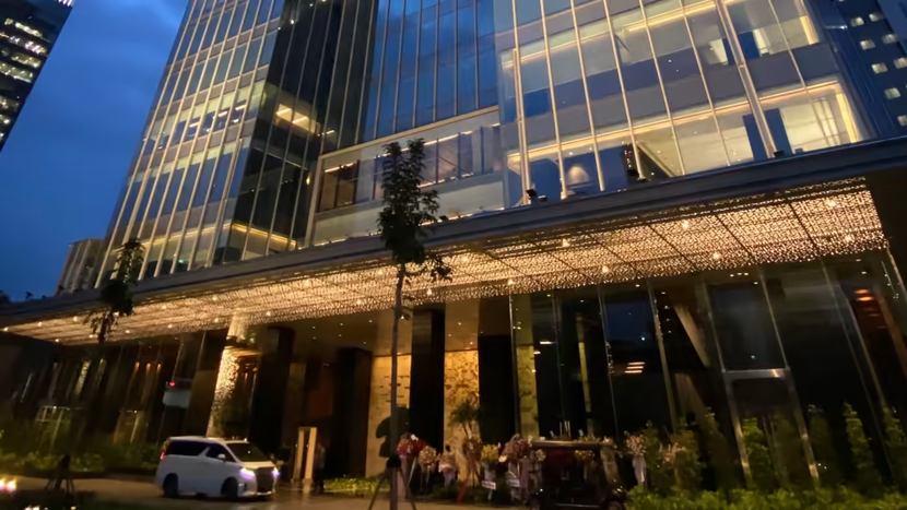 Jakarta, Bangkok bùng nổ khách sạn hạng sang khi du lịch phục hồi - Ảnh 1.